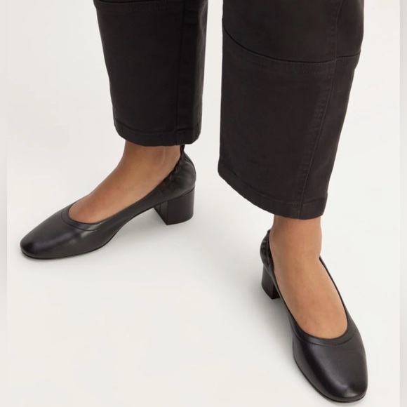 🦋 Everlane 🦋 The Day Heel Black Size 8